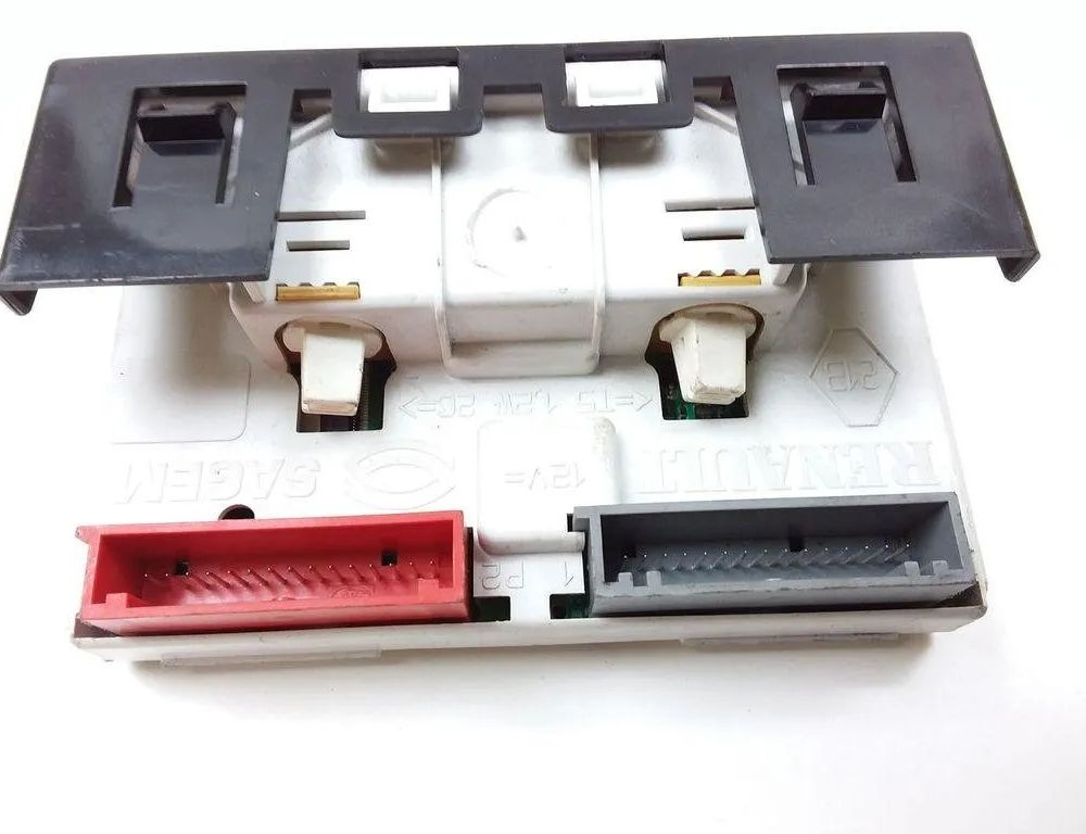 RENAULT Megane 1 generation (1995-2003) Navigationsdisplay P8200028364A 31389212