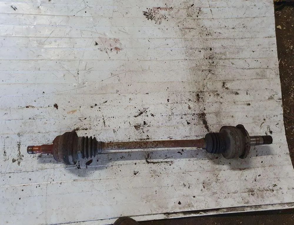 MERCEDES-BENZ E-Class W211/S211 (2002-2009) Bakre höger drivaxel 31752474