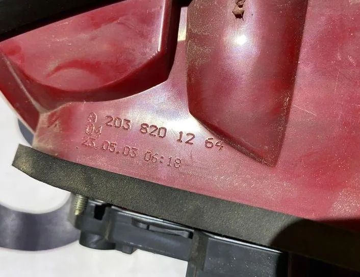 MERCEDES-BENZ C-Class W203/S203/CL203 (2000-2008) Bakljusset 2038201264,A2038201264 20422701