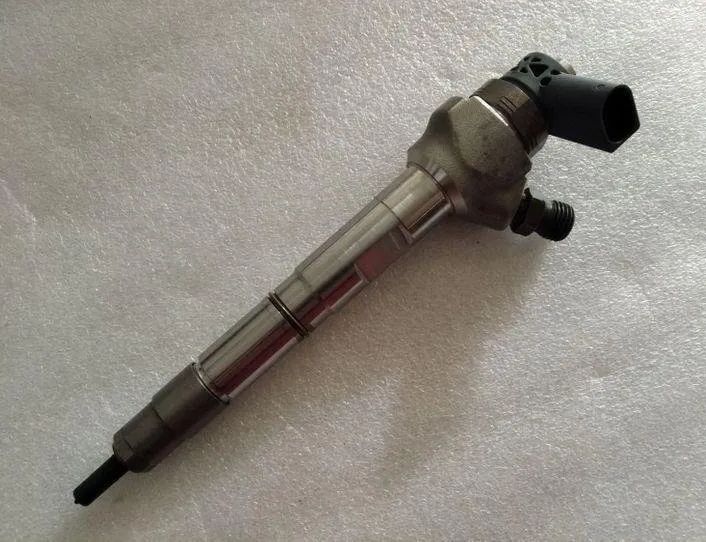 VOLKSWAGEN Variant VII TDI (2014-2024) Bränsleinsprutare 04L130277 27463017