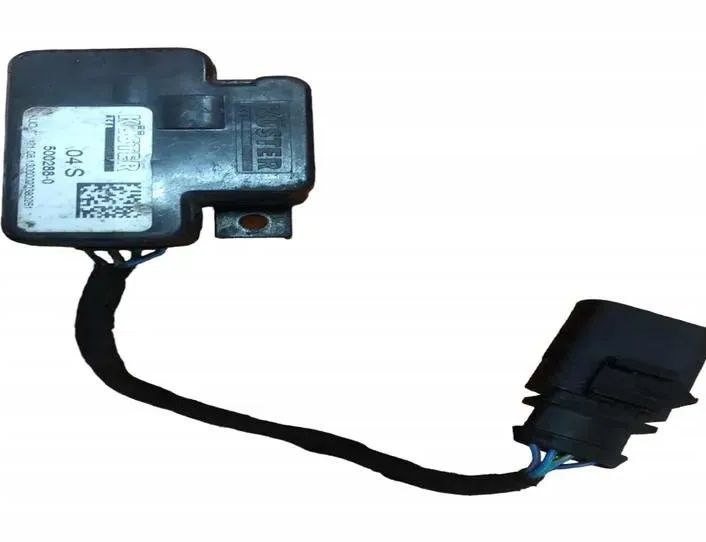 VOLKSWAGEN Variant VII TDI (2014-2024) Bränsletanklocklås 8V0862153A 27221652