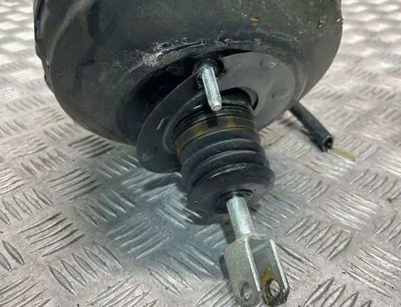 BMW 3 Series E90/E91/E92/E93 (2004-2013) Bromsservoförstärkare 6778817 32930159