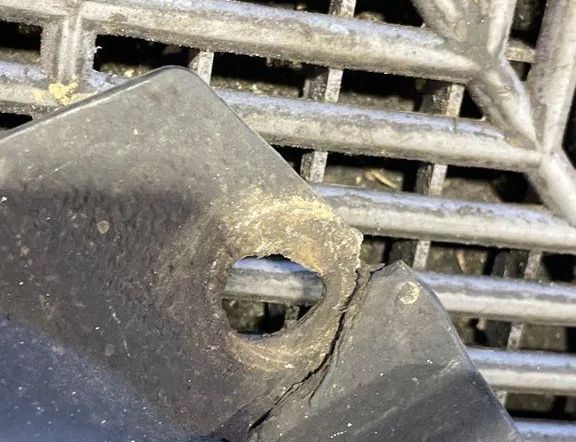 MERCEDES-BENZ E-Class W211/S211 (2002-2009) Växellådans underrede 32951113