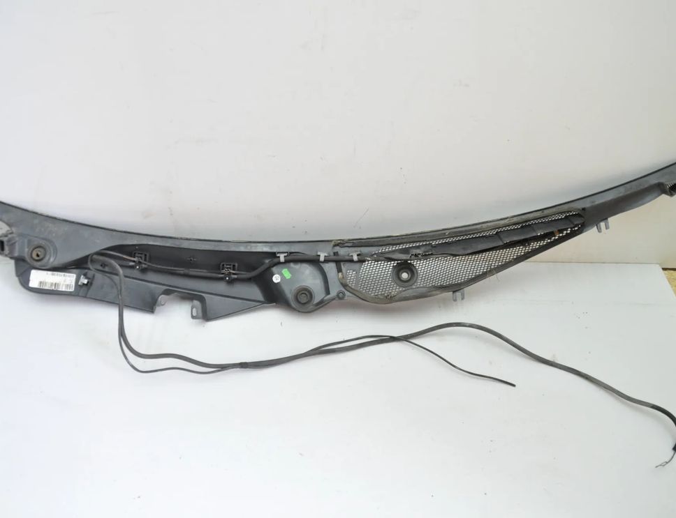MERCEDES-BENZ E-Class W212/S212/C207/A207 (2009-2016) Trim för främre torkarkåpa A2128300013,A2128301013 30746662
