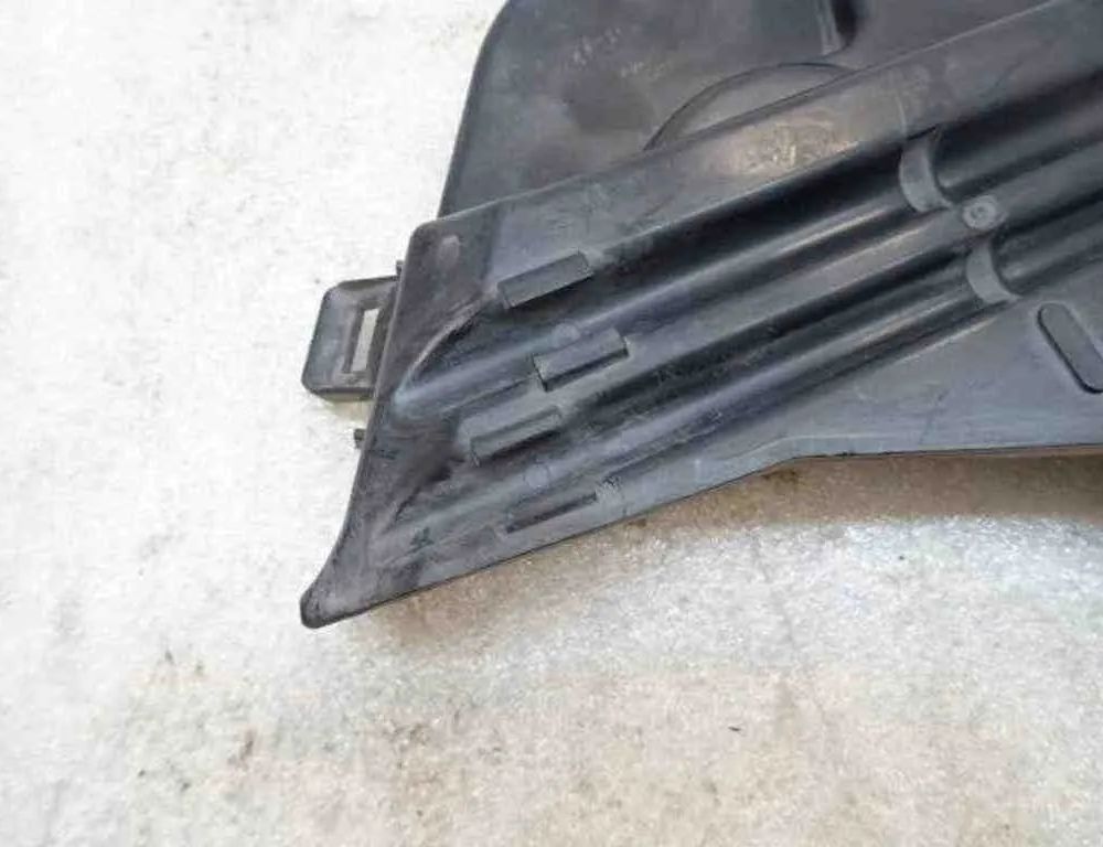 RENAULT Megane 3 generation (2008-2020) Luftfilterlåda Övre del 135613805R 32491093