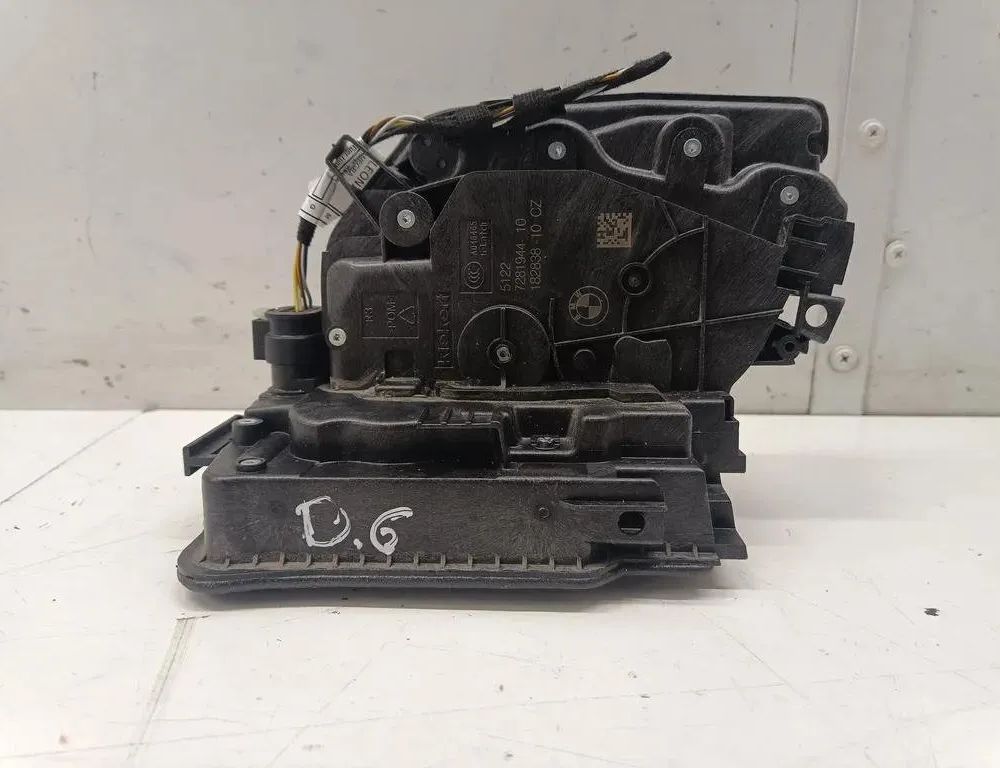 MINI Countryman 2 generation (F60) (2016-2024) Bakre höger dörrlås 7281944 26758113