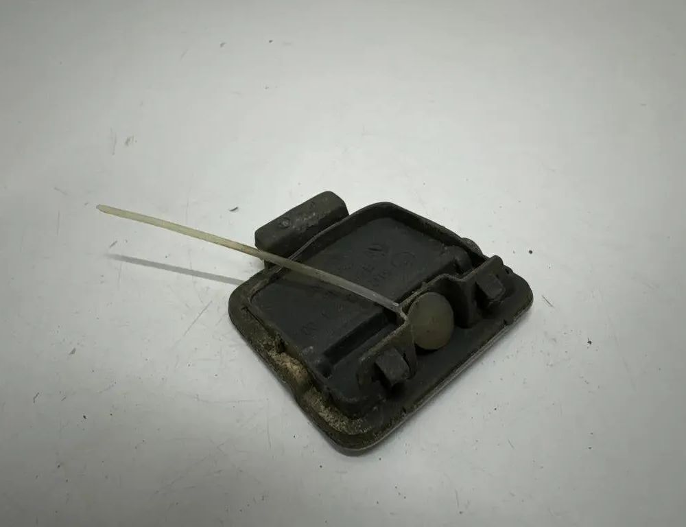 BMW 5 Series E60/E61 (2003-2010) Dragögla för bakre stötfångare 7033711 26808485