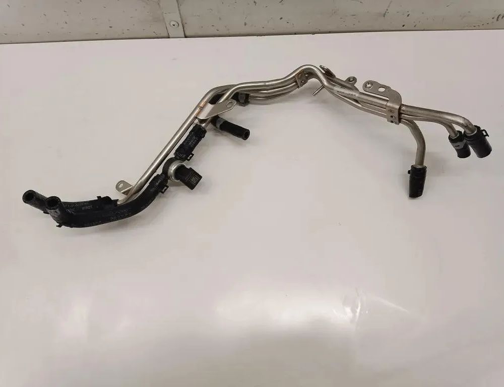 AUDI A6 C4/4A (1994-1997) Bränslerör 05L201360J 26808600