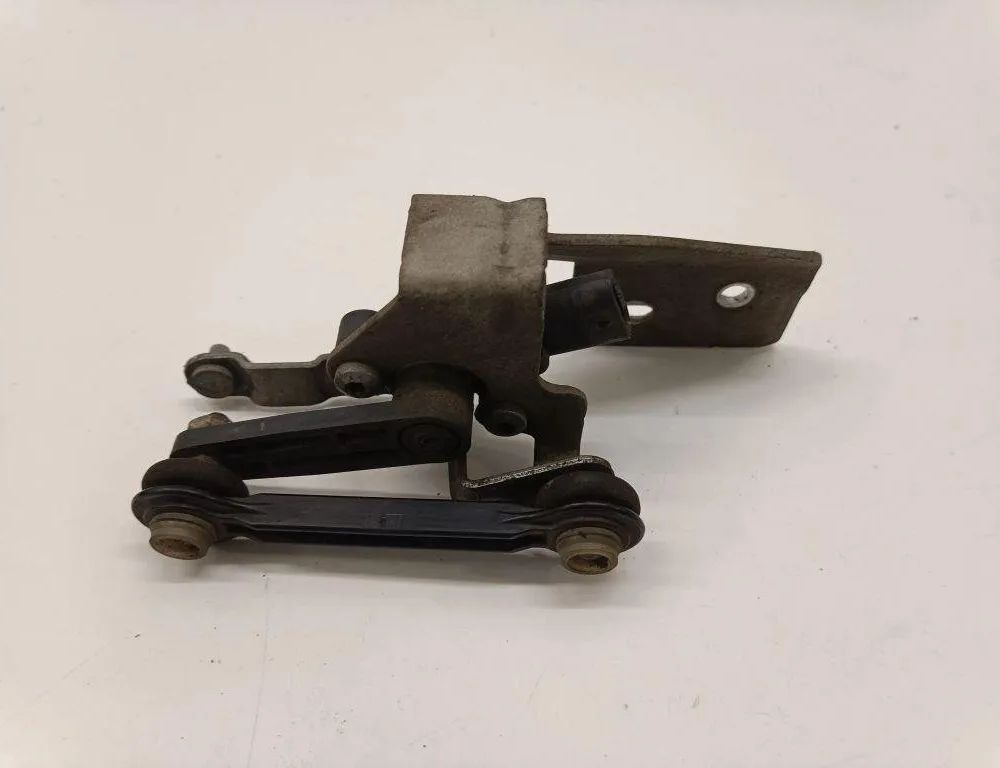 MERCEDES-BENZ CLA-Class C118 (2019-2023) Vänster främre nivåsensor A0009059413 30316418