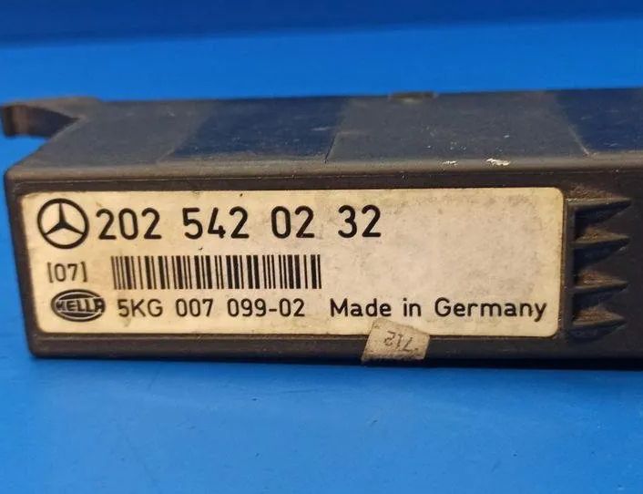 MERCEDES-BENZ C-Class W202/S202 (1993-2001) Strålkastarkontrollenhet 2025420232,5KG00709902 21498541