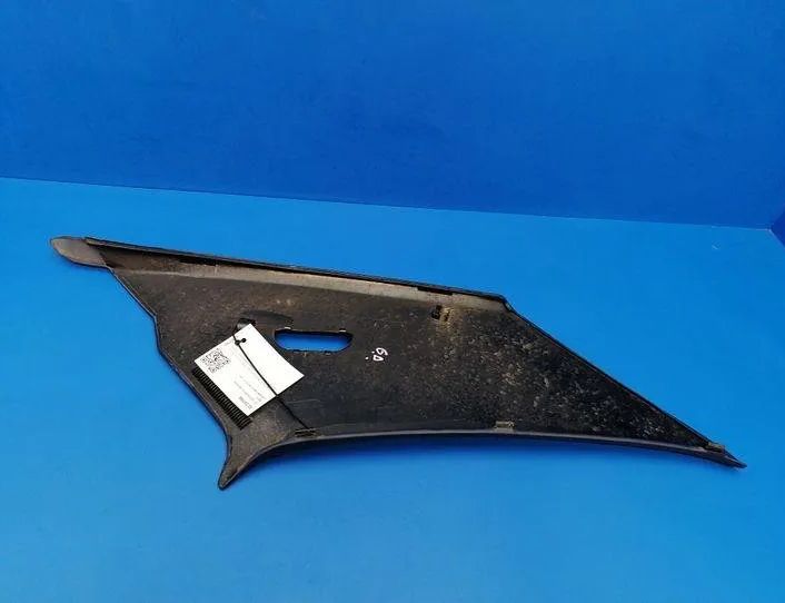 MERCEDES-BENZ W124 1 generation (1984-1994) Höger sida stolp trim 1236900425 21219552