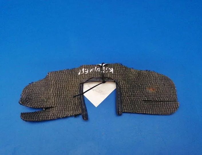 MERCEDES-BENZ W124 1 generation (1984-1994) Invändig matta W123 21220041