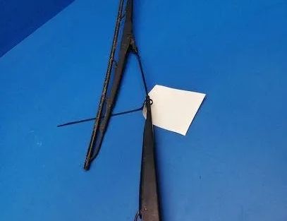 MERCEDES-BENZ W124 1 generation (1984-1994) främre torkararmar W123 21220142