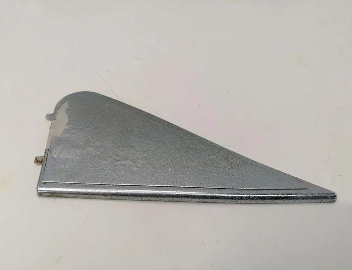 MERCEDES-BENZ W124 1 generation (1984-1994) Andra trimdelar 1237250411 21222226