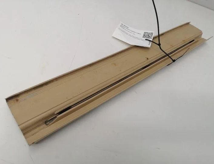 MERCEDES-BENZ W124 1 generation (1984-1994) Bakre höger tröskelkant W123 21222283