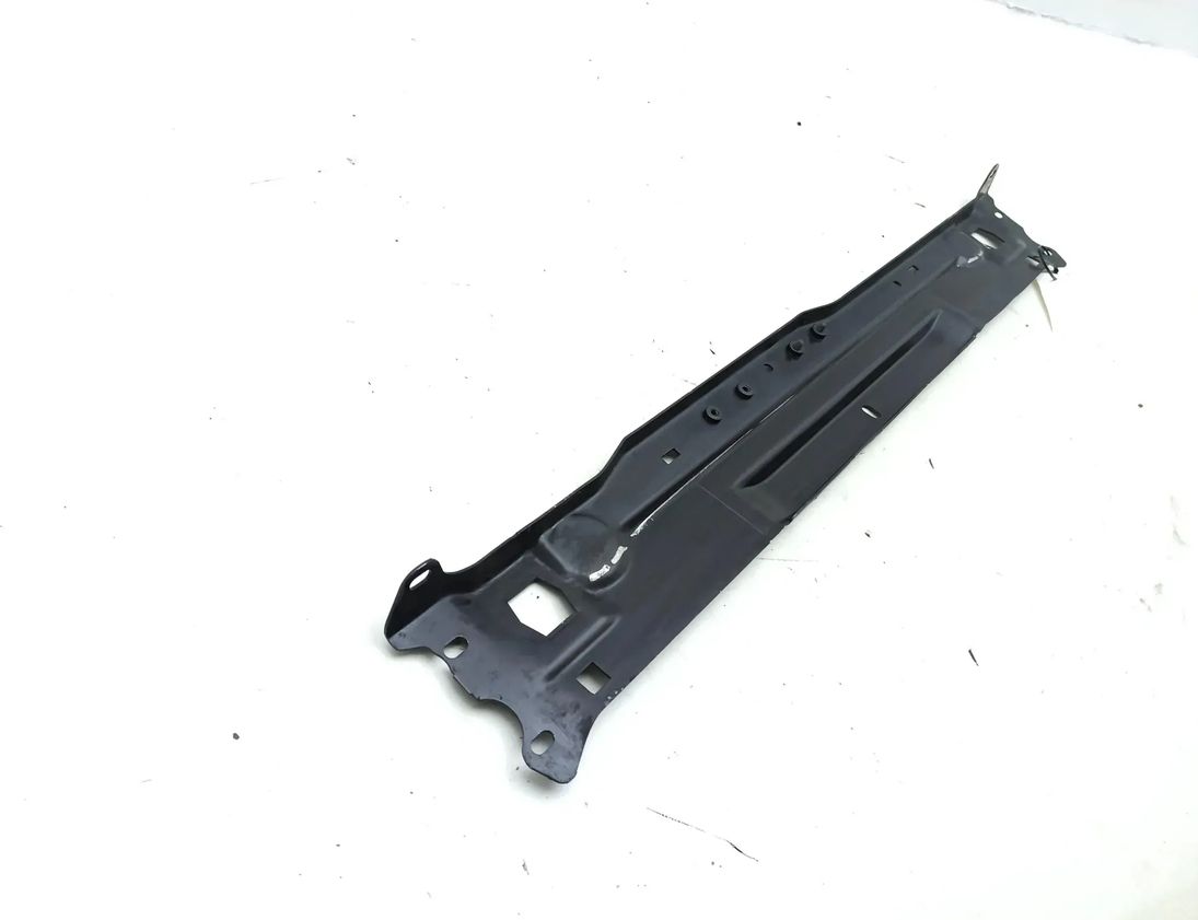 MERCEDES-BENZ C-Class W204/S204/C204 (2004-2015) Övre Slam Panel Ramdel 30237500