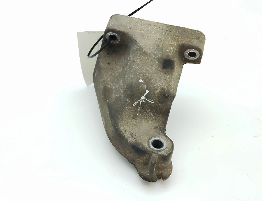 MERCEDES-BENZ E-Class W211/S211 (2002-2009) Motorfäste på vänster sida A6422230004 30240263