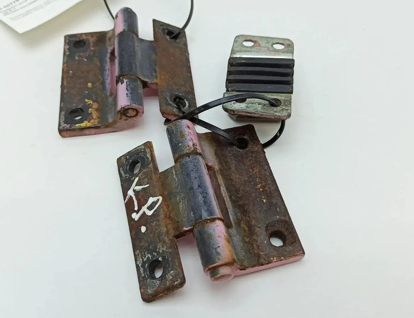 MERCEDES-BENZ W115 1 generation (1968-1976) Andra kroppsdelar 30243502