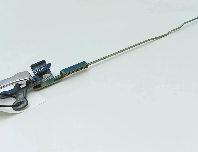 MERCEDES-BENZ W115 1 generation (1968-1976) Höger bakre inre öppningshandtag 1157660219 30243722