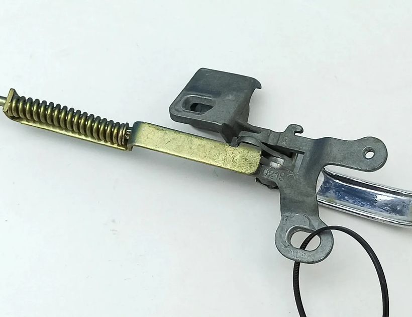 MERCEDES-BENZ W115 1 generation (1968-1976) Höger bakre inre öppningshandtag 1157660219 30243722