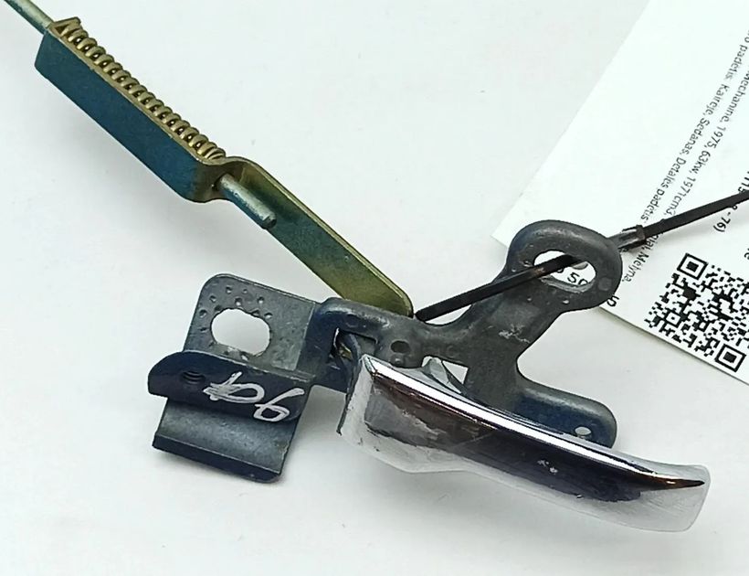 MERCEDES-BENZ W115 1 generation (1968-1976) Höger bakre inre öppningshandtag 1157660219 30243722