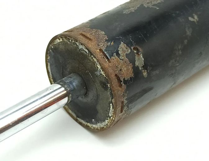 MERCEDES-BENZ W115 1 generation (1968-1976) Stötdämpare bak vänster 30244473