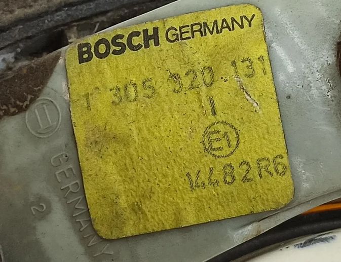 MERCEDES-BENZ W115 1 generation (1968-1976) Fram höger strålkastare 1305320131 30245898