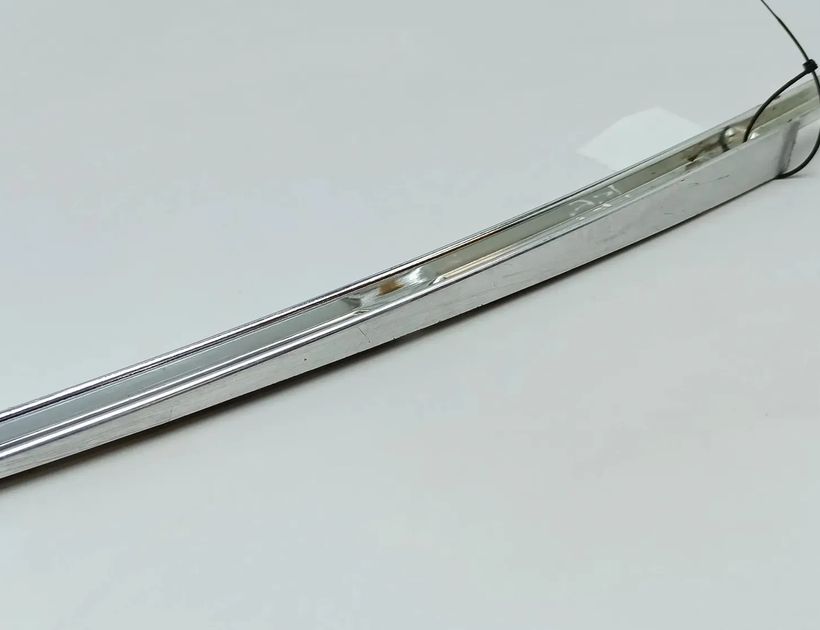 MERCEDES-BENZ W115 1 generation (1968-1976) Fönsterlister för vänster bakdörr 30246408