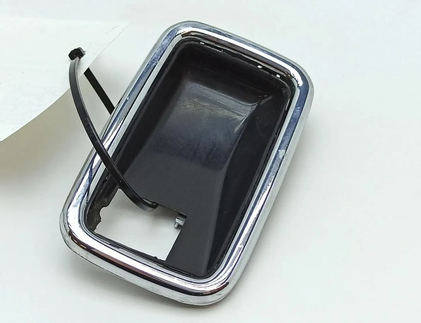 MERCEDES-BENZ W115 1 generation (1968-1976) Andra trimdelar 1087660611 30248123