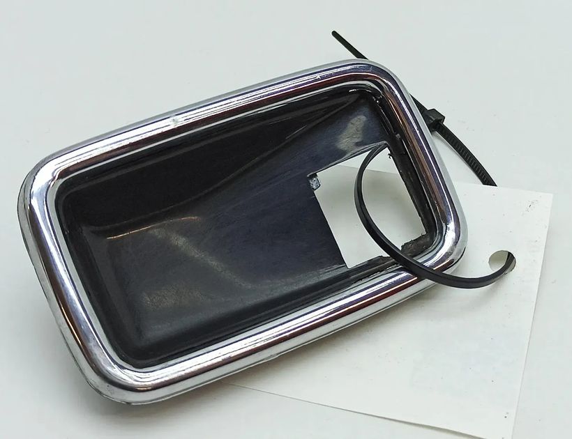 MERCEDES-BENZ W115 1 generation (1968-1976) Andra trimdelar 1087660611 30248123