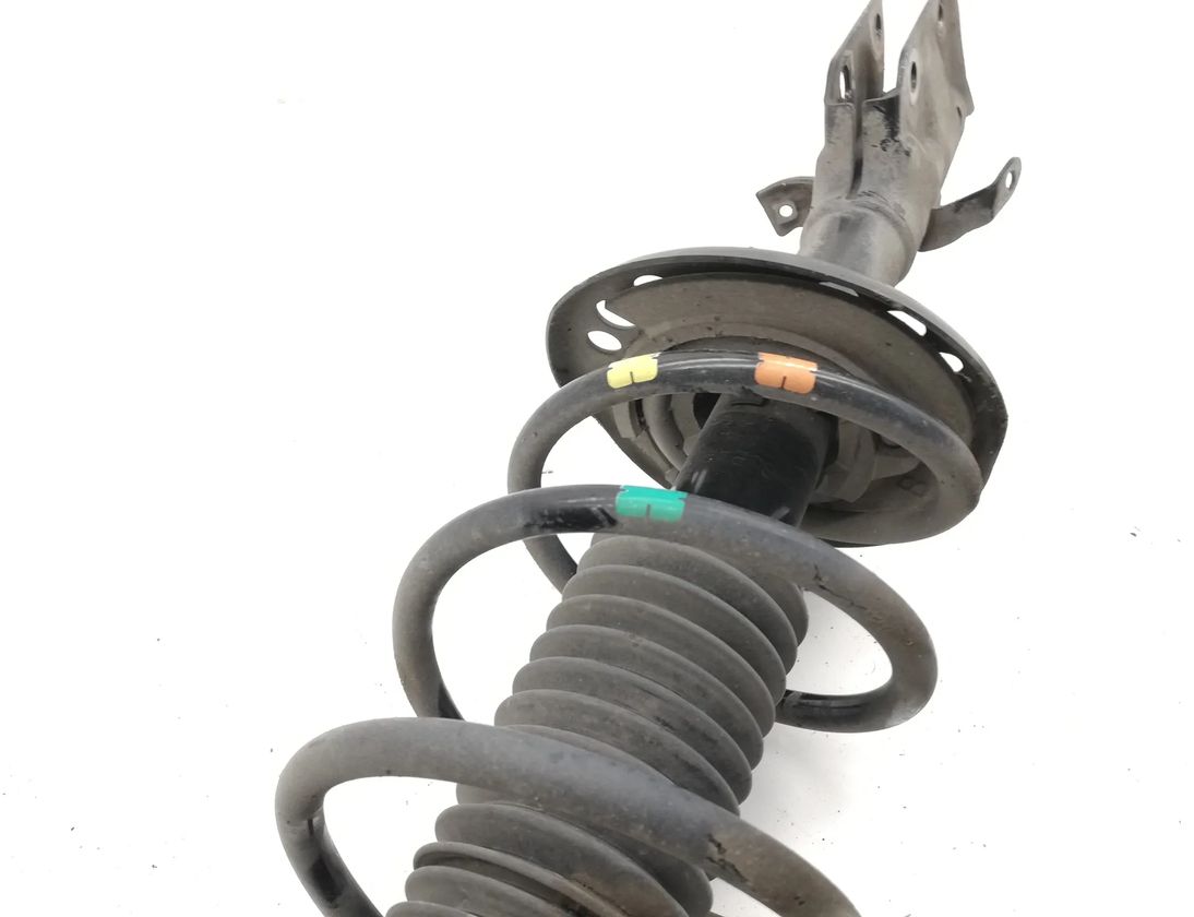 SUBARU XV 2 generation (2017-2023) Stötdämpare fram vänster 33013852