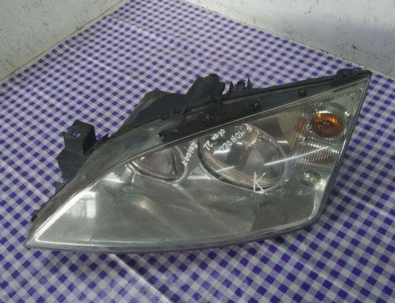 FORD Mondeo 3 generation (2000-2007) Fram vänster strålkastare 32113641