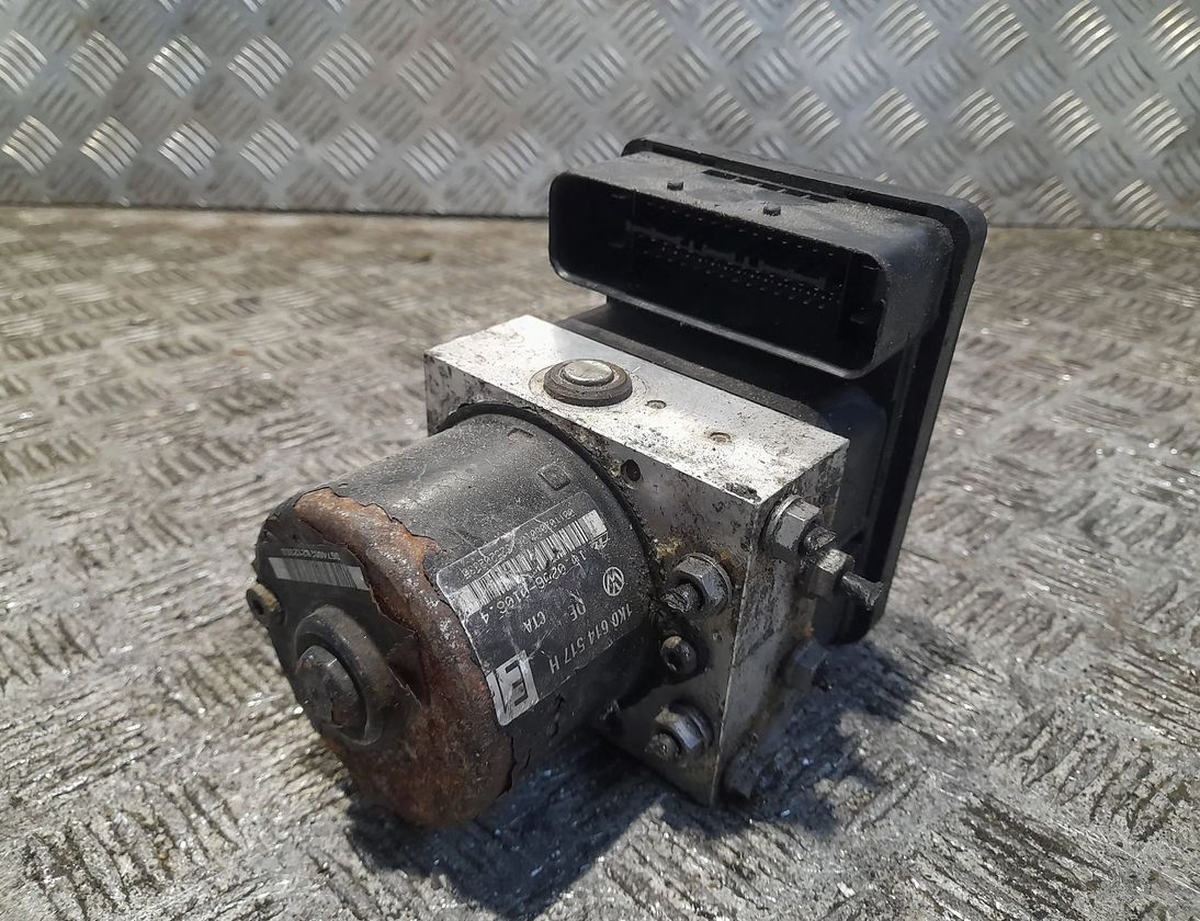 VOLKSWAGEN Golf Plus 1 generation (2004-2009) ABS pump 10096003483,1K0907379K 29478714