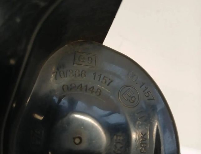 BMW X3 E83 (2003-2010) Hornsignal 703881157 29717575