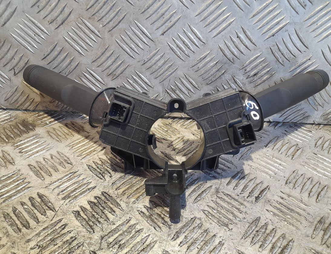 OPEL Insignia A (2008-2016) Indikeringstorkarspaksbrytare 13303268 29739187