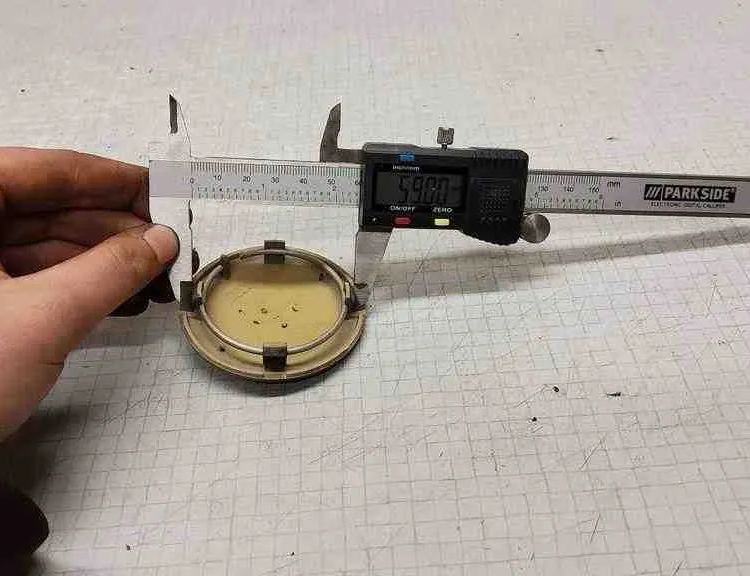 AUDI A4 B6/8E (2000-2005) Hjulskydd 32527647