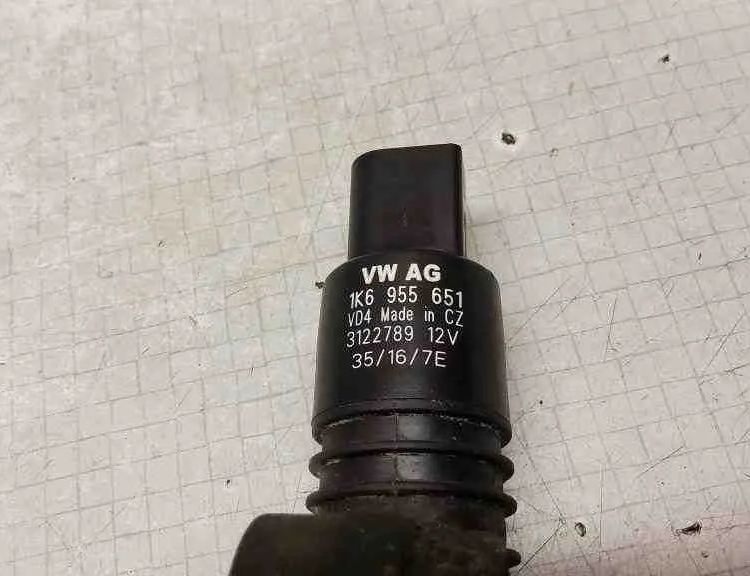 VOLKSWAGEN Transporter T5 (2003-2015) Spolartankmotor 3841086G10000,3841086G00000,8260A021,95562817201,1K6955651,18D955651,6434A1,A4548600126,3122789,1KD955651A,67128360627,3841086G00,67126938620,A2048660221,A2108691021,8260A082 32556967