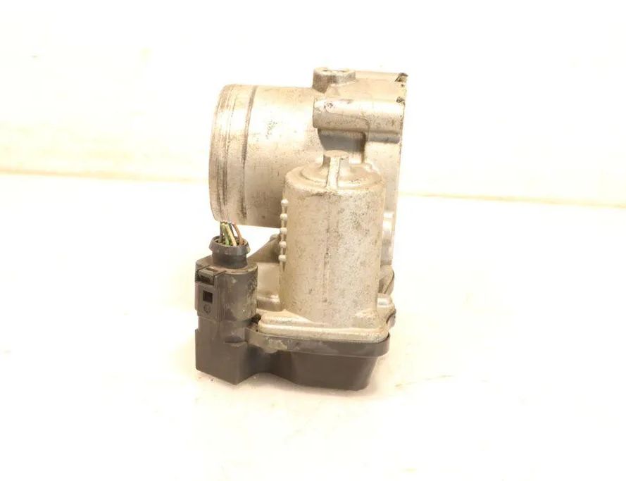 VOLKSWAGEN Polo 5 generation (2009-2017) Gasspjällskropp 32909357