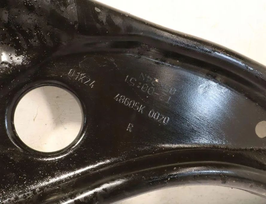 TOYOTA Aygo 2 generation (2014-2024) Främre vänster böjd gaffel 32914519