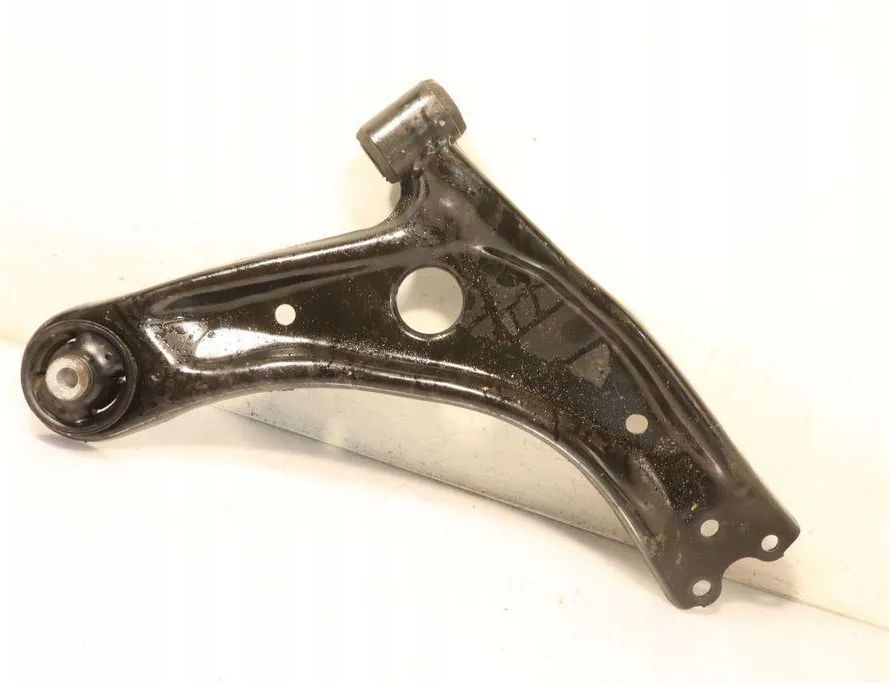 TOYOTA Aygo 2 generation (2014-2024) Främre vänster böjd gaffel 32914519