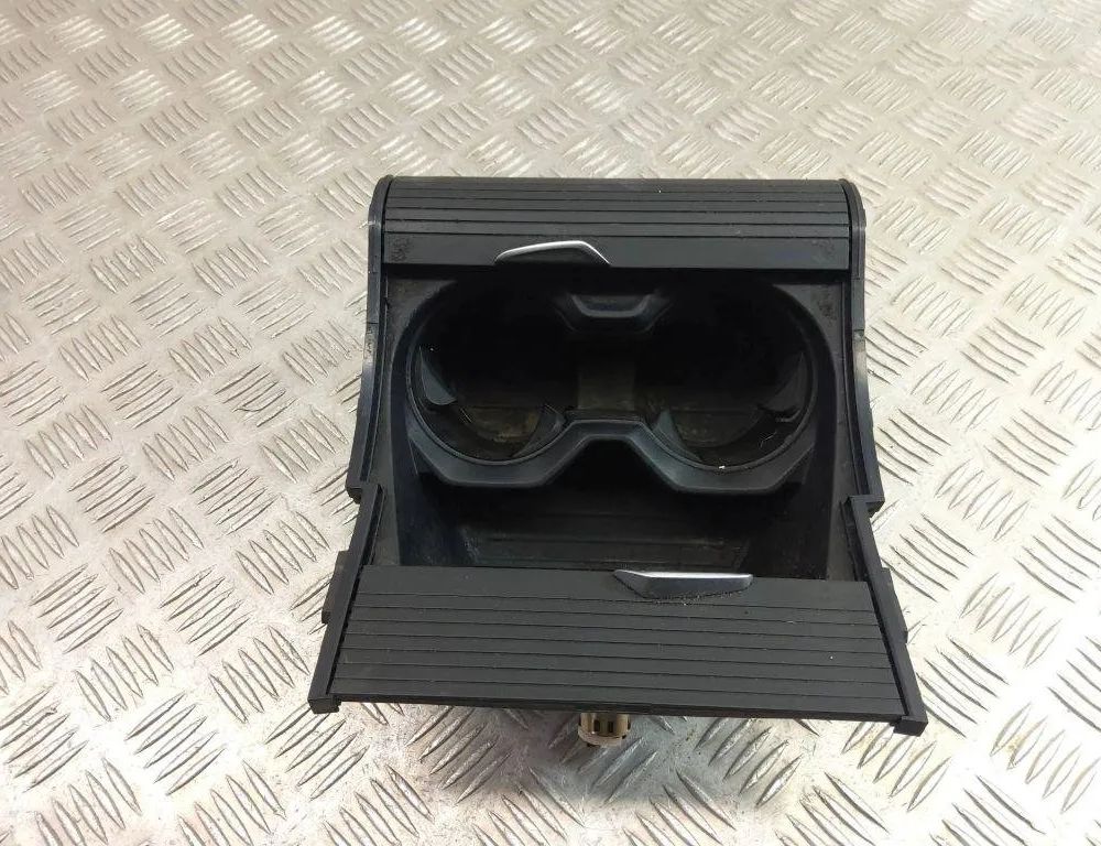 BMW X1 F48/F49 (2015-2023) MugghÄllare 9299529 30992489