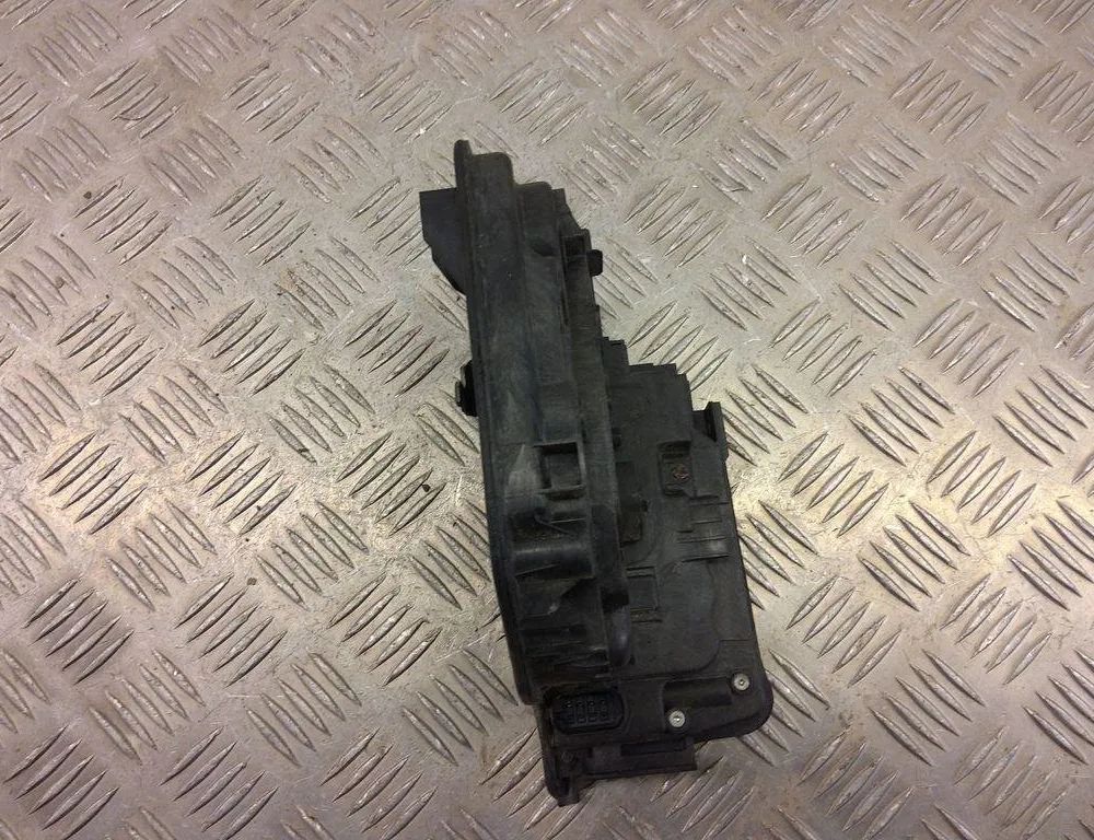 BMW X3 G01 (2017-2024) Främre höger dörrlås 9492094 30999278