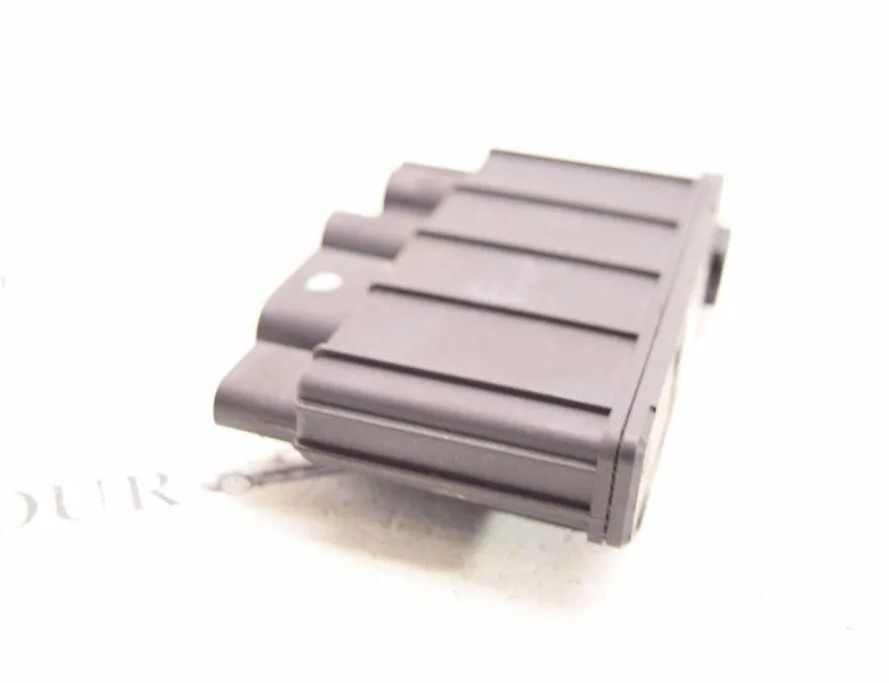 BMW X1 F48/F49 (2015-2023) Strömfördelningslåda 8647841 30999565