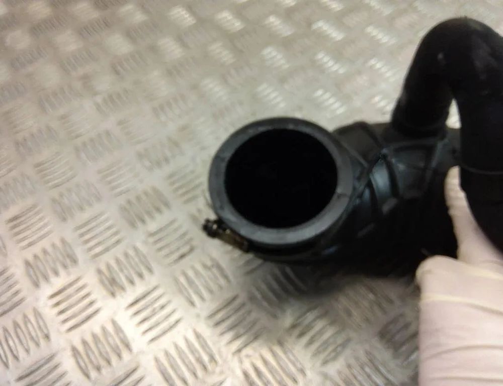 CHEVROLET Captiva 1 generation (2006-2018) Kylare luftavledare 20998611 31007555