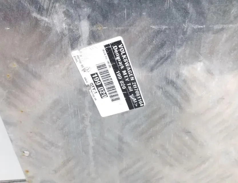 VOLKSWAGEN Amarok 1 generation (2010-2022) Baklucka Kåpa Trim 2H7061164 34716405