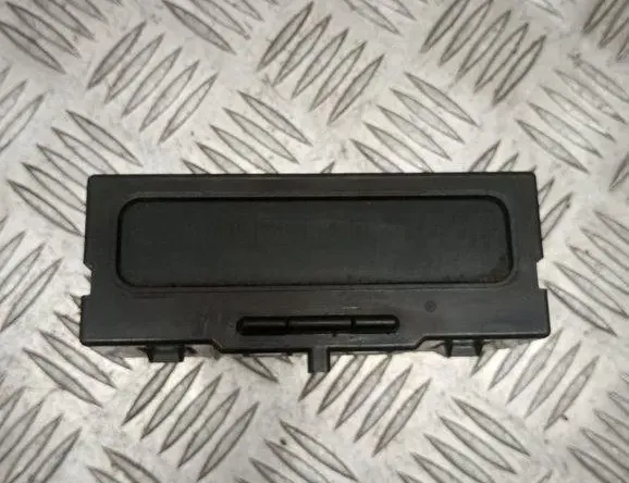 RENAULT Scenic 2 generation (2003-2010) Interiör klocka P8200028364A 32011811