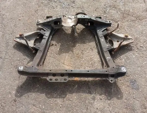 RENAULT Thalia 2 generation (2008-2012) Främre upphängd underram 32020402