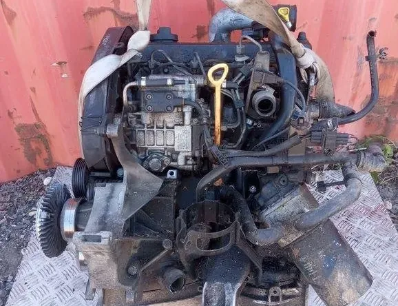 VOLKSWAGEN Passat B5 (1996-2005) Motor AFN 32027040