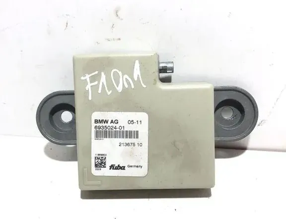 BMW 5 Series F10/F11 (2009-2017) Bootlid antennförstärkare 6935024,21367510 33314698