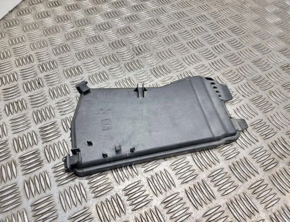 MERCEDES-BENZ E-Class W211/S211 (2002-2009) Säkringsbox lock A2125400082 33382846